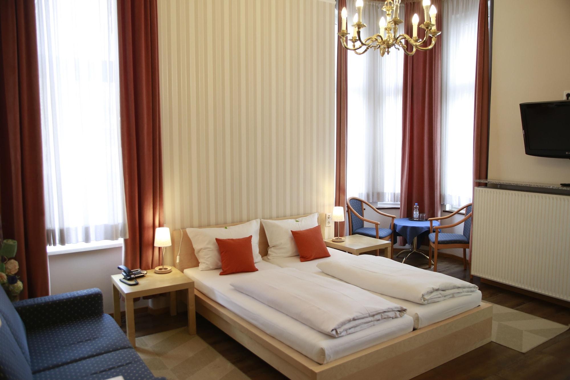 Hotel Weidenhof Дюссельдорф Екстер'єр фото