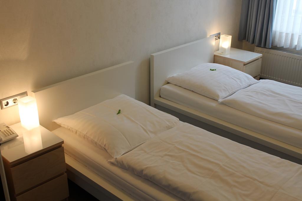 Hotel Weidenhof Дюссельдорф Номер фото